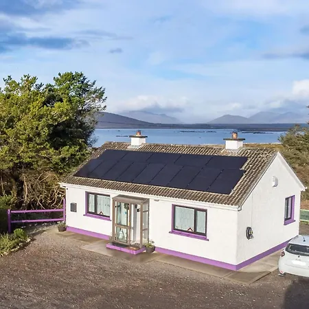 An Teachin Corcra بيت للعطل Rosmuck