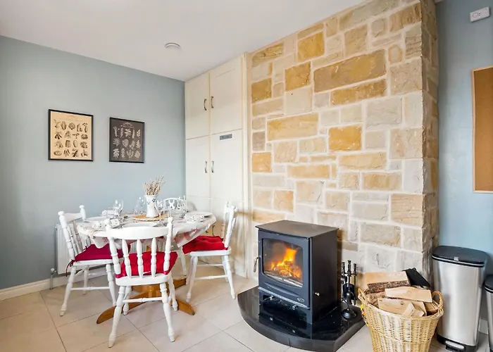 An Teachin Corcra Rosmuck